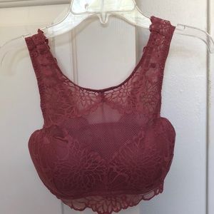 NEVER WORN Pink laced victoria secret bra.
